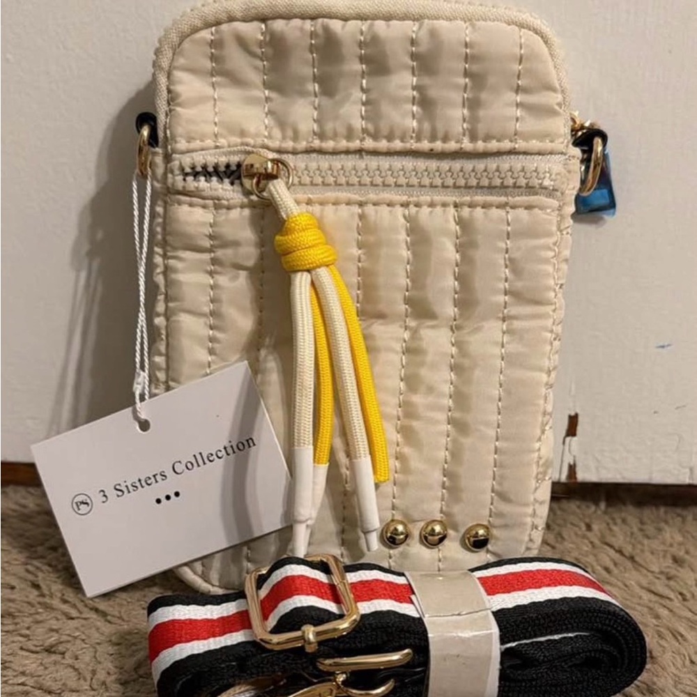 Pretty Simple PS crossbody puffer quilted phone case
